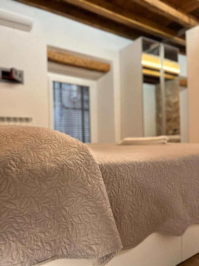 Teodorico Room & Apartment Verona Dış mekan fotoğraf
